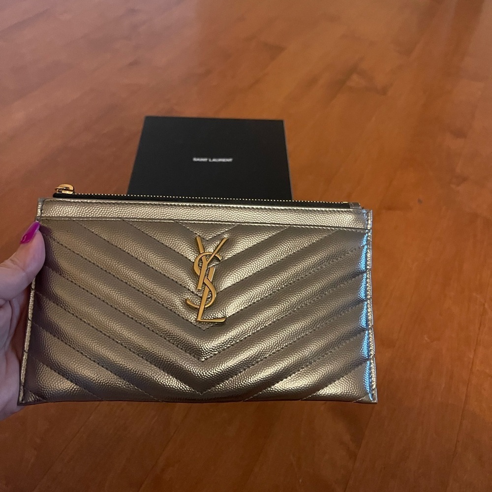 Saint Laurent (YSL) Bill Pouch